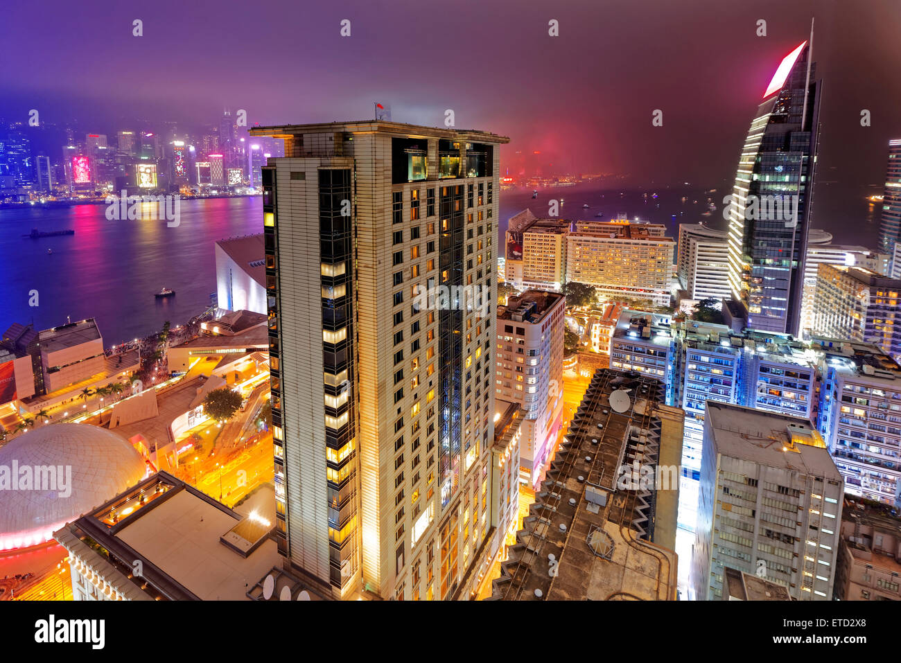 Tsim Sha Tsui di notte, hong kong downtown area Foto Stock