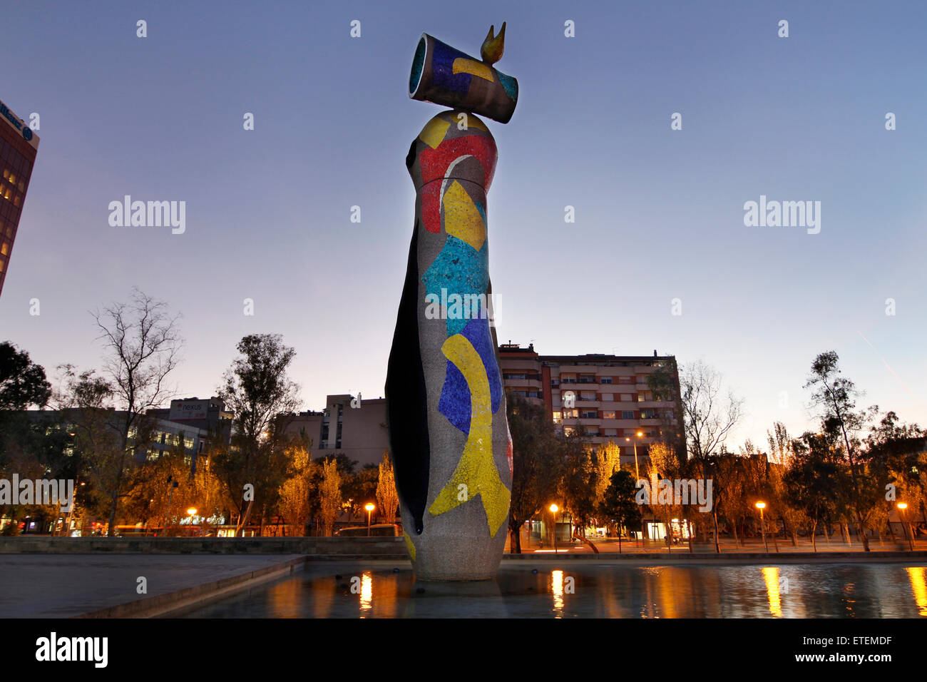 Joan Miró Park. 'Dona i ocell" scultura di Joan Miró. L'Escorxador. Barcellona. Foto Stock