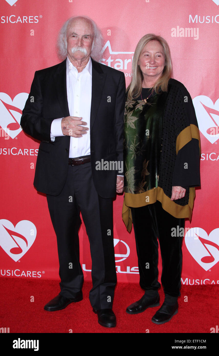 2015 MusiCares persona dell'anno di gala in onore di Bob Dylan presso il Los Angeles Convention Center dotato di: David Crosby e Jan Dance dove: Los Angeles, California, Stati Uniti quando: 06 Feb 2015 Credit: Adriana M. Barraza/WENN.com Foto Stock