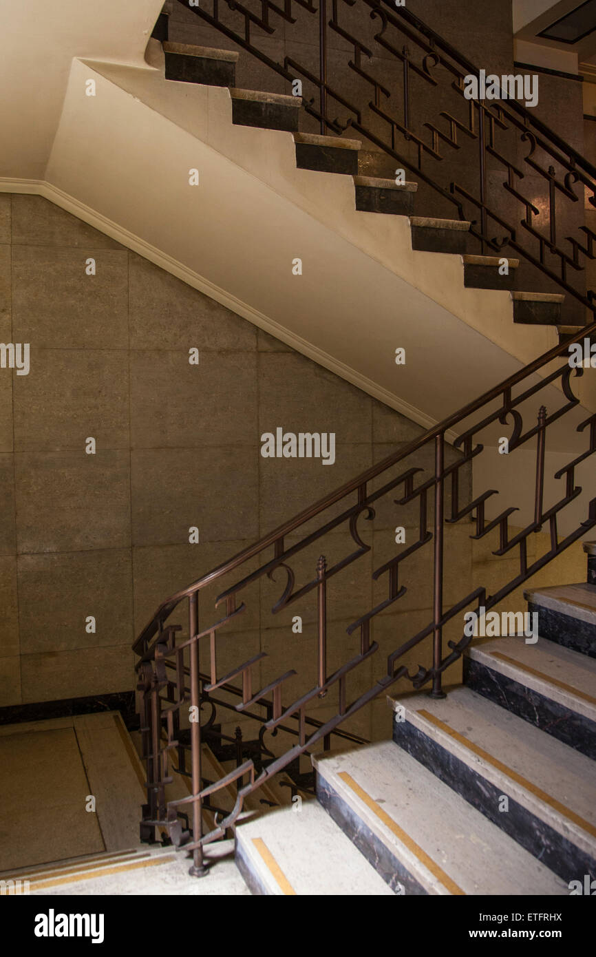 Art Deco scala, Hornsey Town Hall, Londra Foto Stock
