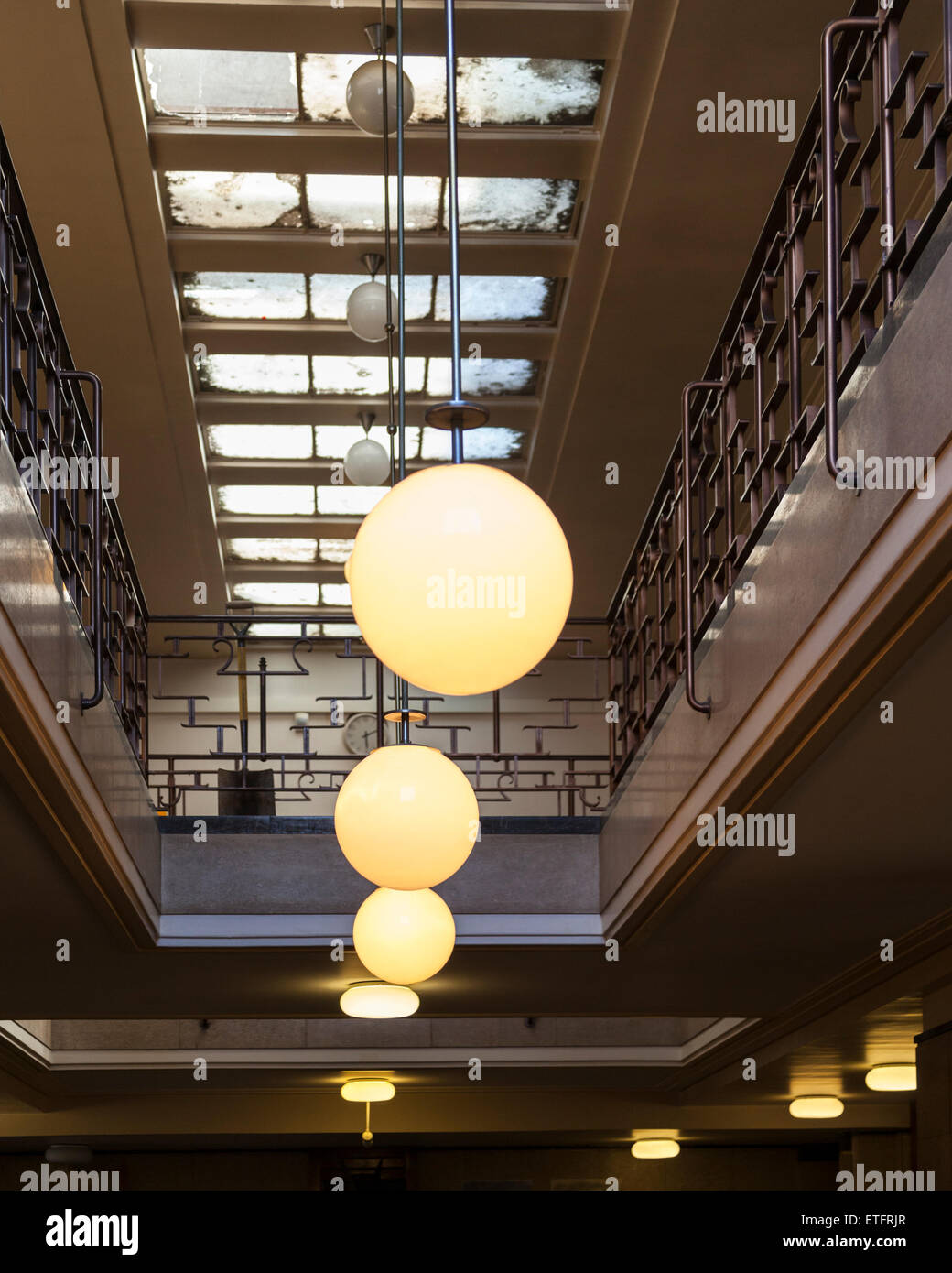 Art Deco atrium in Hornsey Town Hall di Londra, Regno Unito Foto Stock
