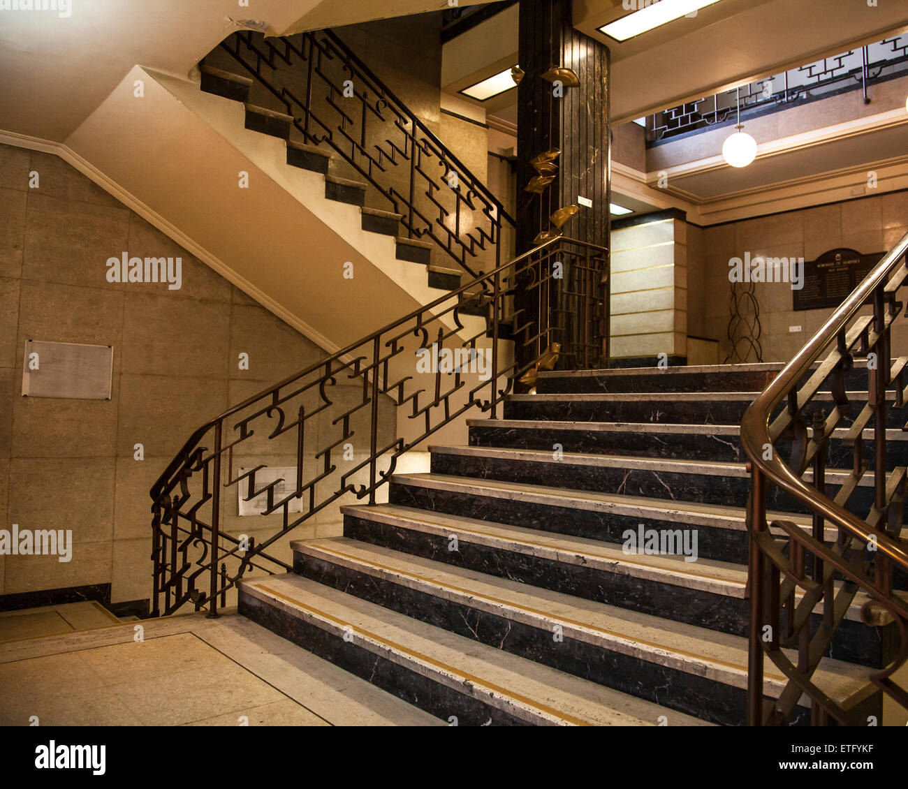 Art Deco scala, Hornsey Town Hall, Londra Foto Stock