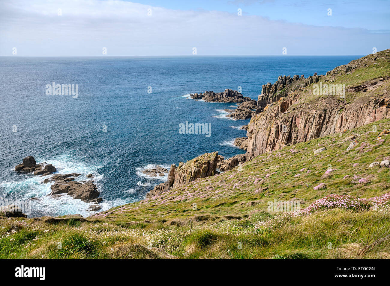 New Scenic 5 posti il paesaggio costiero a Lands End penisola, Cornwall, Inghilterra Foto Stock