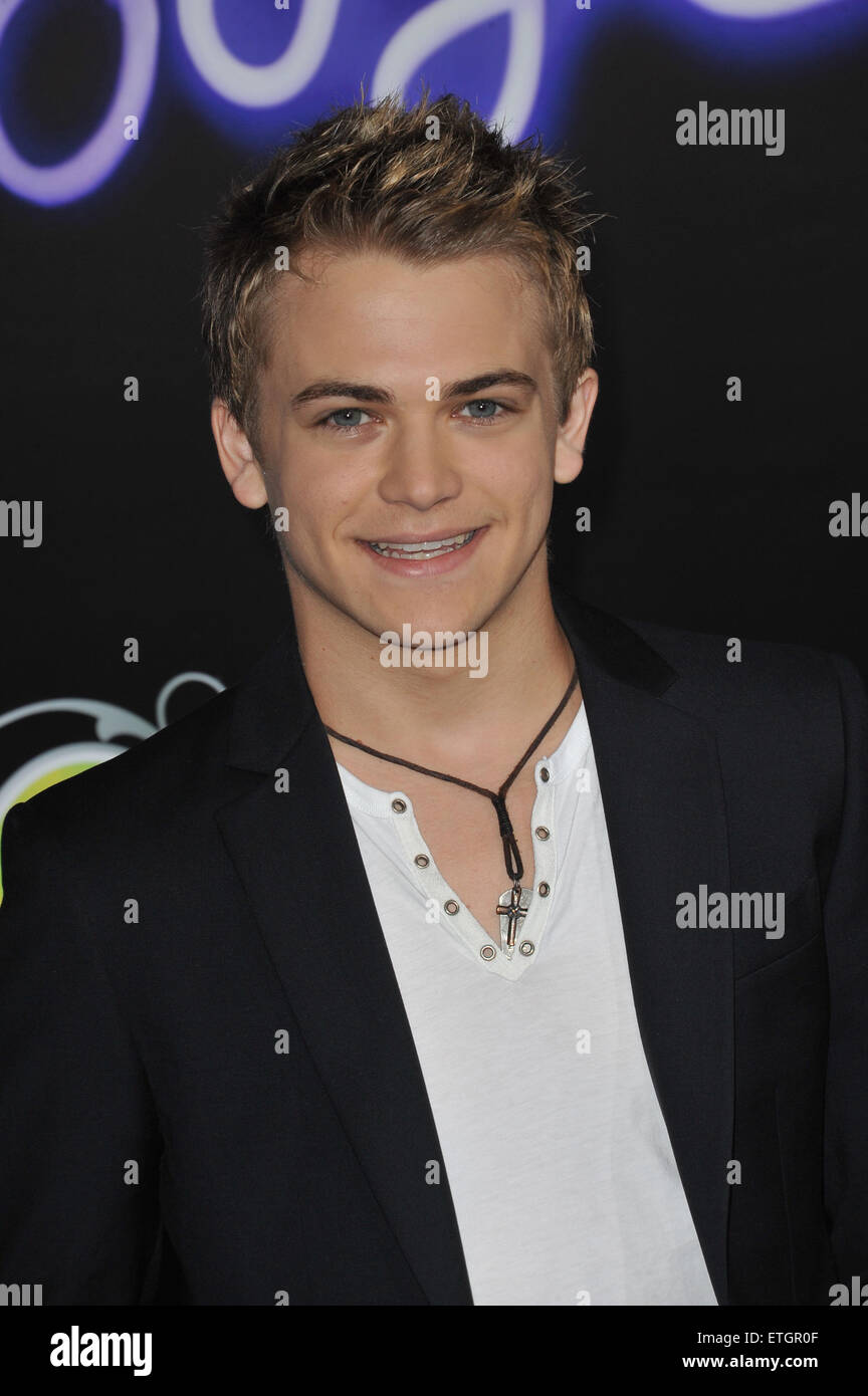 LOS ANGELES, CA - 3 ottobre 2011: Hunter Hayes presso il Los Angeles premiere di 'Footloose' al Regency Village Theatre, Westwood, CA. 3 ottobre 2011 Los Angeles, CA Foto Stock