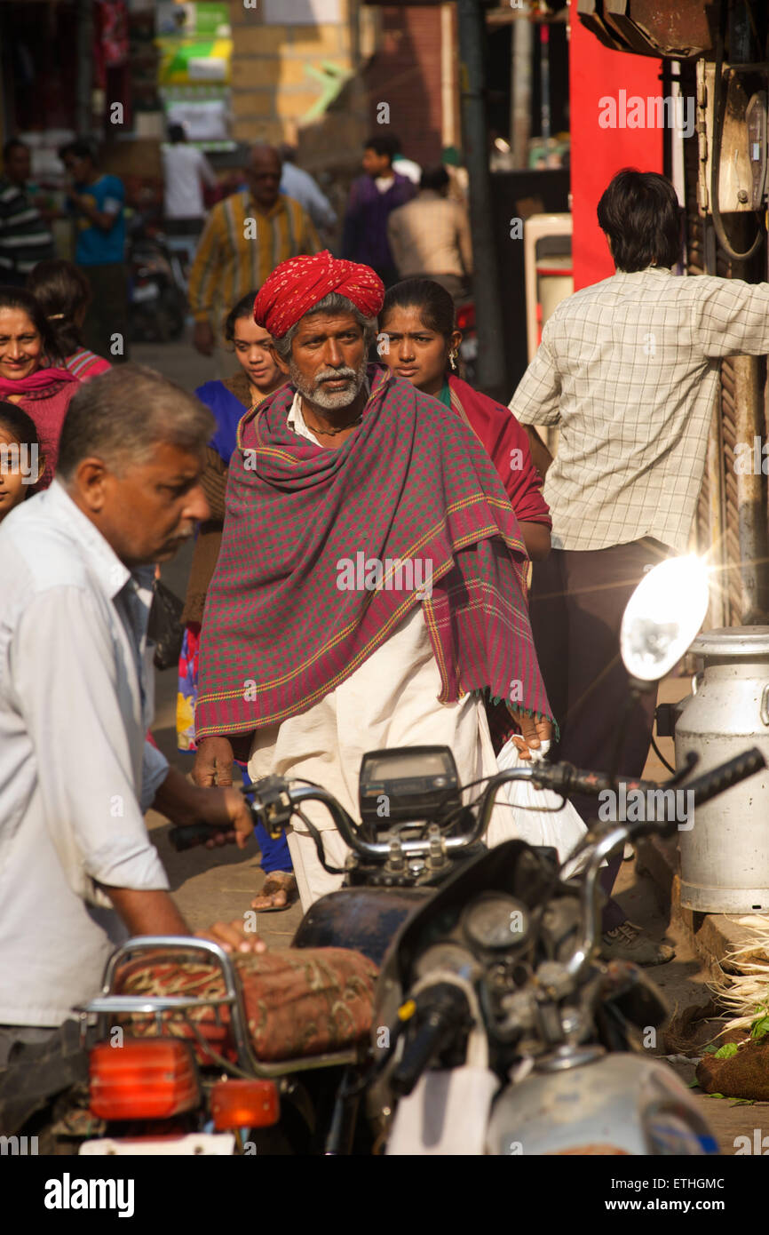 Occupato Indian street scene, Jaisalmer, Rajasthan, India Foto Stock