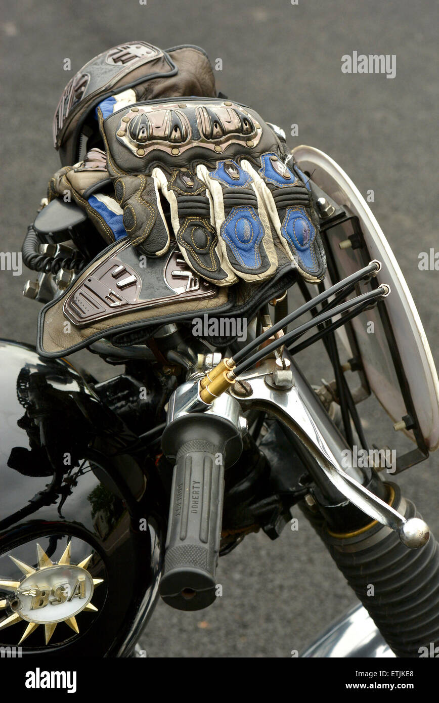 Motore storico-bike racing. Classic Racing Moto Club CRMC - Classic Bike Race riunione.. Circuito di Croft Darlington 2016 Foto Stock