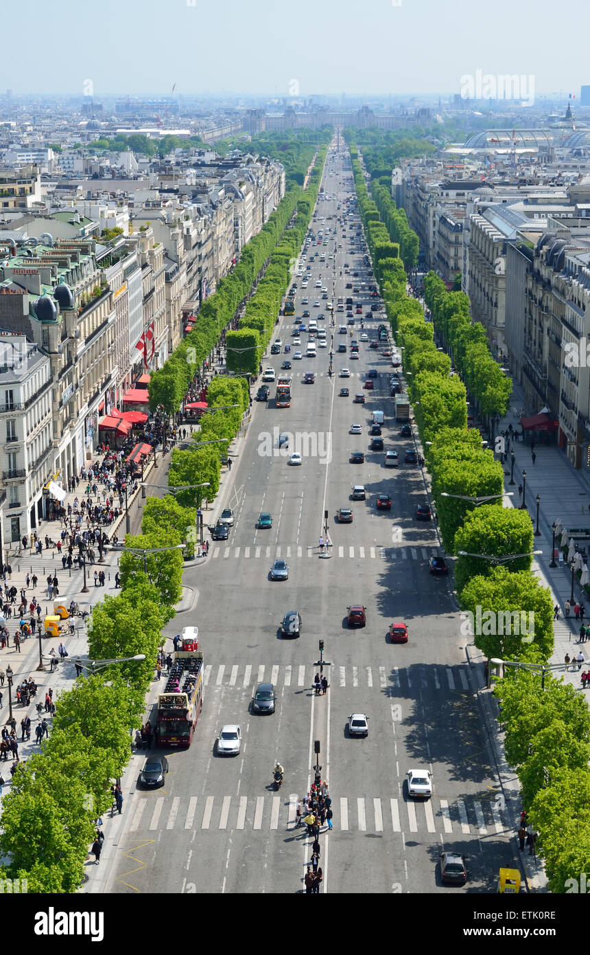 Viale degli Champs Elysees di Parigi Foto Stock