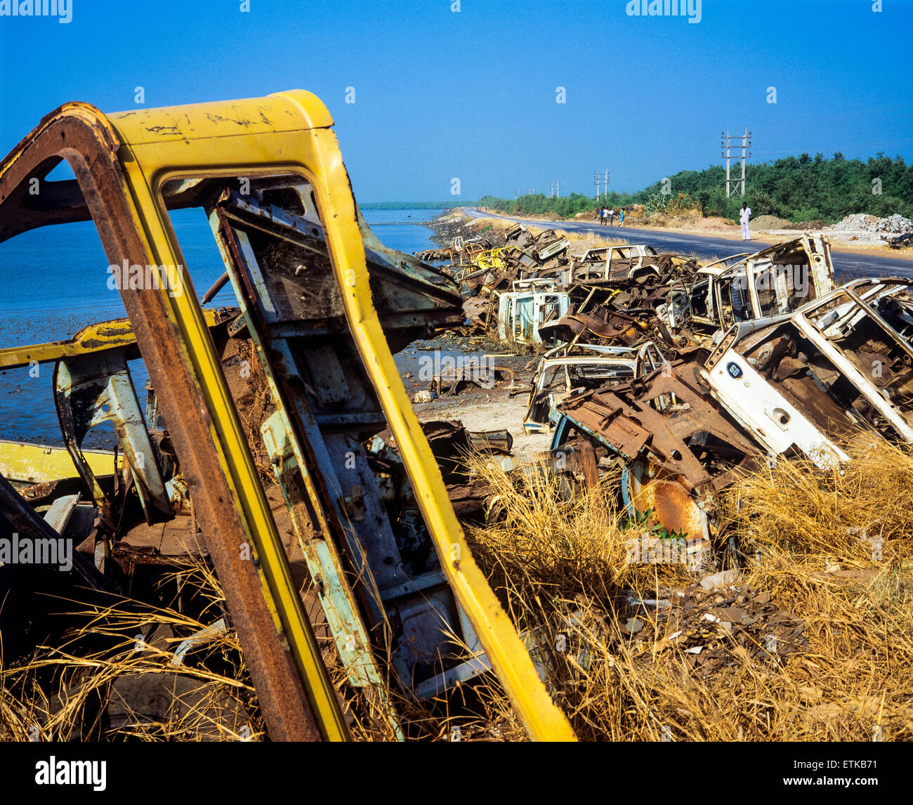 Auto junkyard, Gambia, Africa occidentale Foto Stock