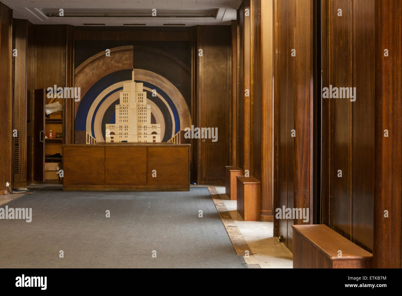 Art Deco sala riunioni in Hornsey Town Hall, Crouch End, London, Regno Unito Foto Stock