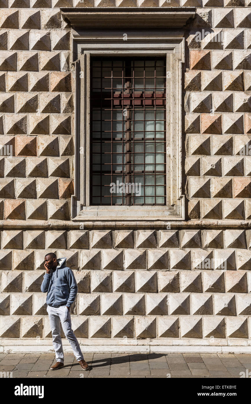 Particolare della facciata di Palazzo dei Diamanti di Ferrara, Italia Foto Stock