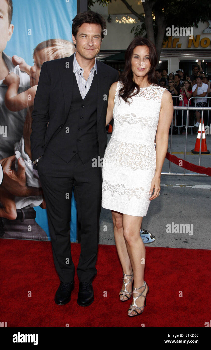 Jason Bateman e Amanda Anka presso il Los Angeles premiere di 'L'Change-Up" tenutasi presso il Regency Village Theatre di Westwood. Foto Stock