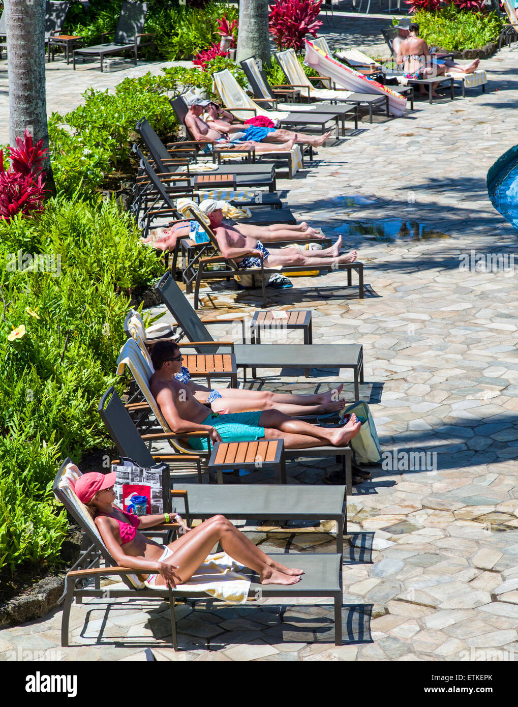 Gli ospiti possono godere i 26.000 m². piscina, di Kaua'i Marriott Resort; Kalapaki Bay, Kaua'i, Hawaii, STATI UNITI D'AMERICA Foto Stock