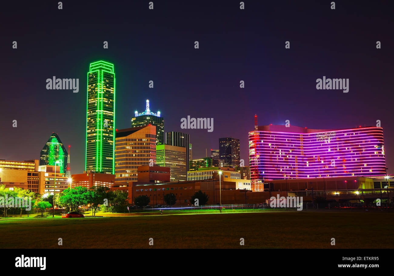Dallas, Texas cityscape durante la notte Foto Stock