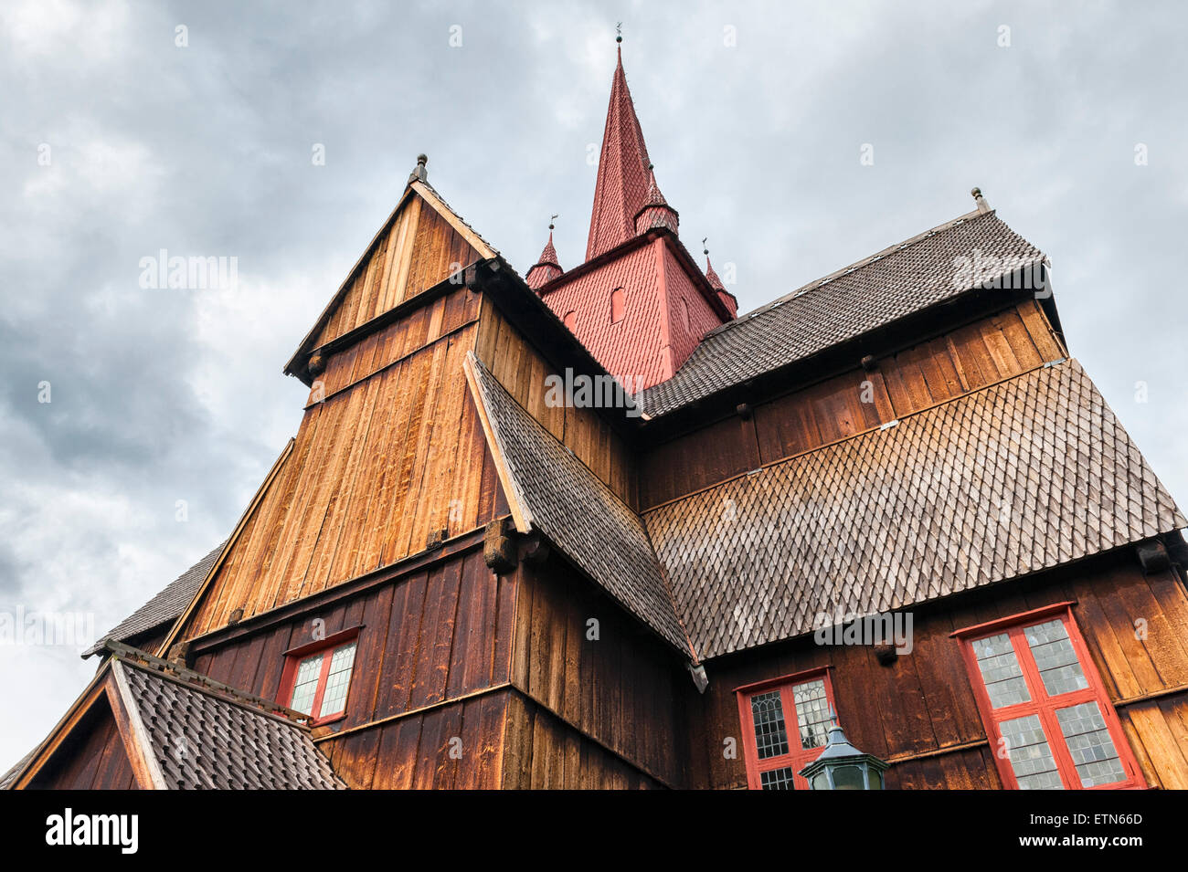 Ringebu doga in legno chiesa, Gudbrandsdal, Norvegia. Primo costruito in circa 1217 Foto Stock
