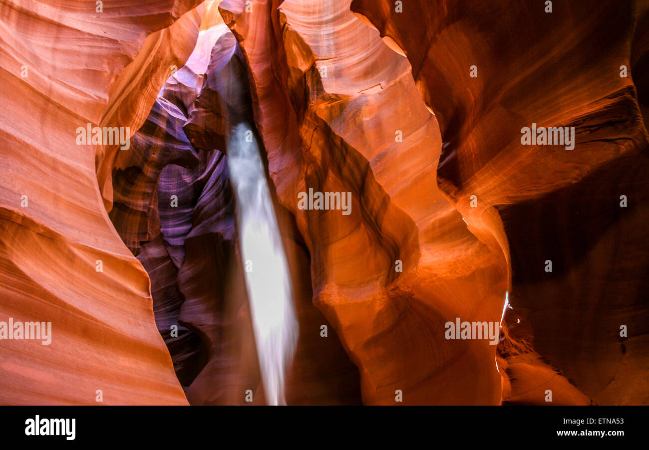 Sunbeam in Antelope Canyon, Pagina, Arizona, Stati Uniti d'America Foto Stock