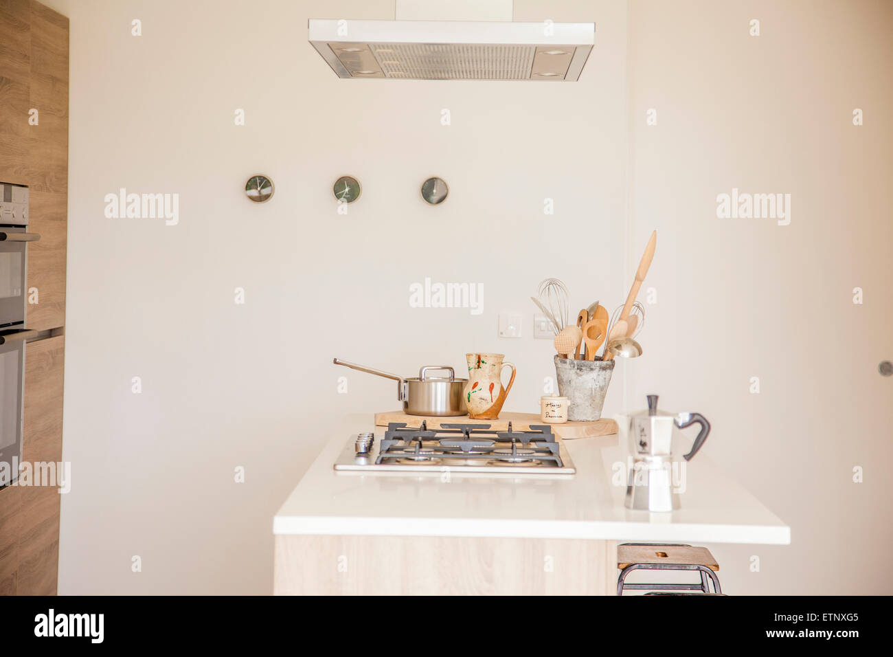 Dettaglio dell'isola centrale in un moderno country house Foto Stock