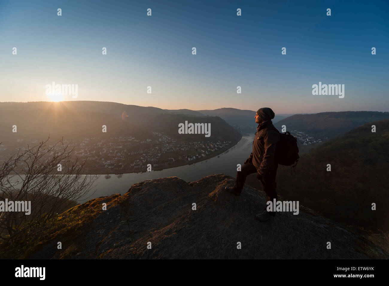 In Germania, in Renania Palatinato, vista fiume Moselle dalla Ausoniusstein Foto Stock