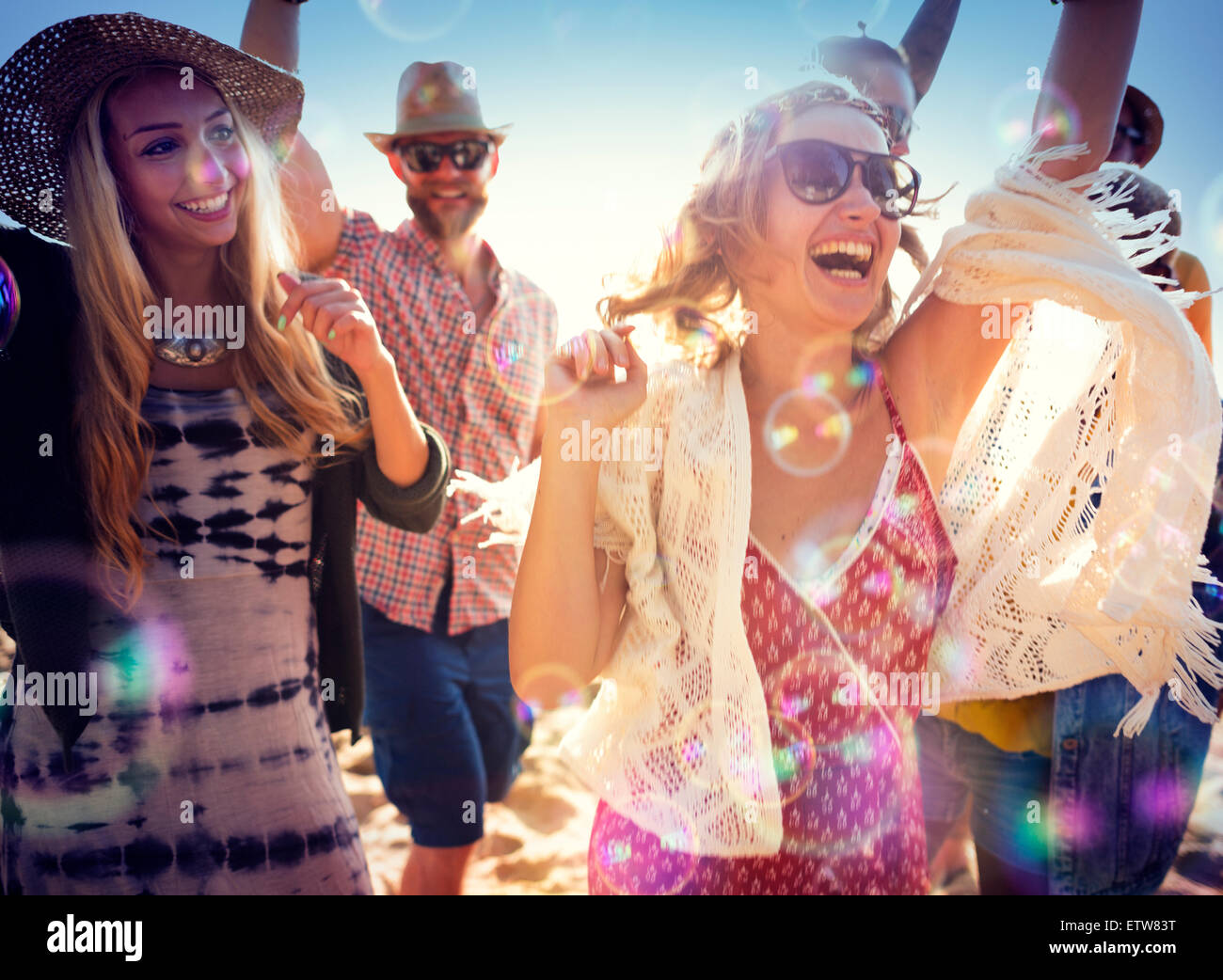 Gli adolescenti amici Beach Party felicità Concept Foto Stock