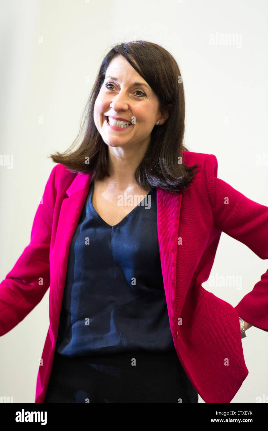 Partito Laburista candidato leadership Liz Kendall dando il suo primo discorso della leadership laburista campagna in Leicester Foto Stock