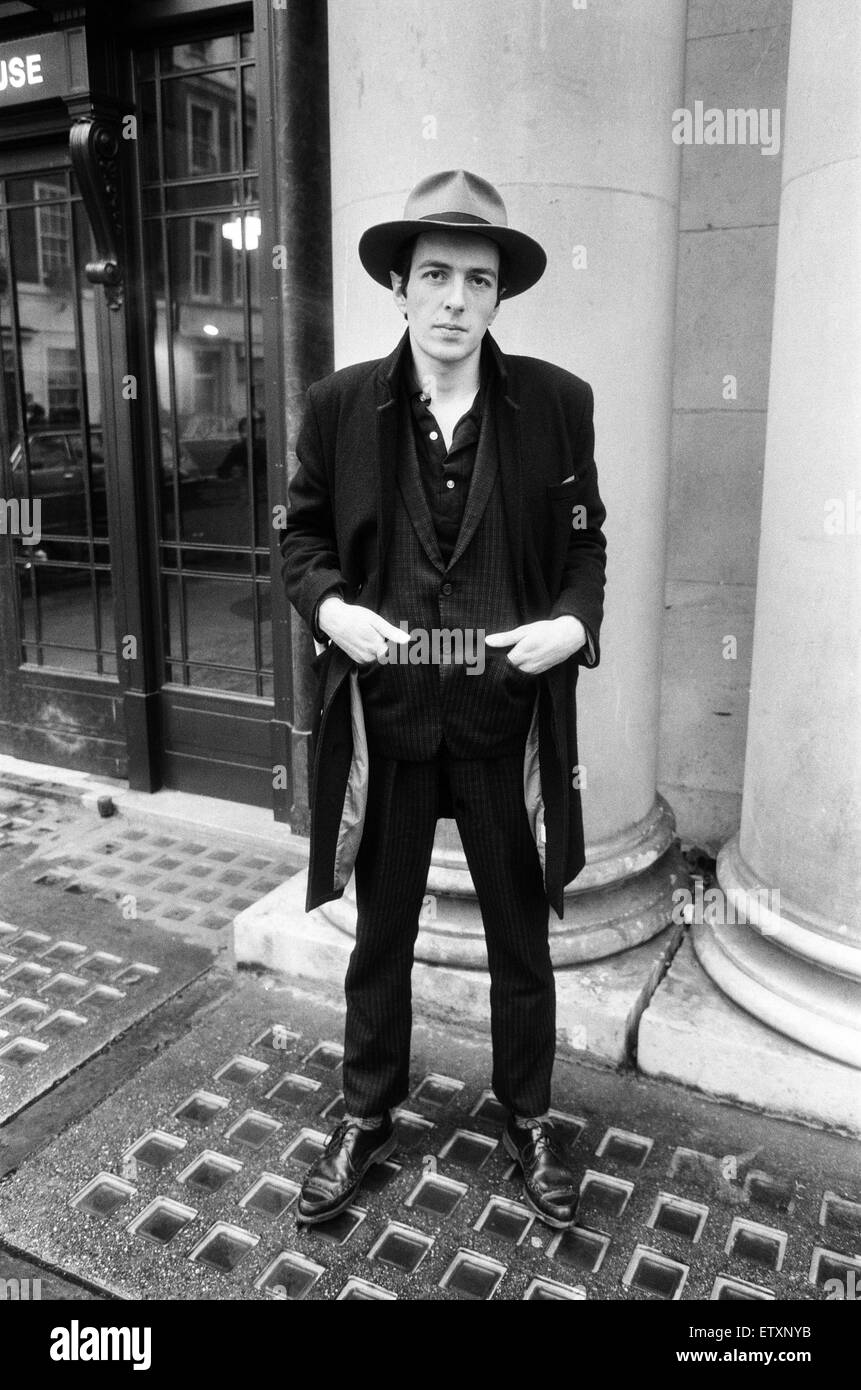 Joe Strummer, cantante di inglese punk rock band lo scontro. 16 gennaio 1981. Foto Stock