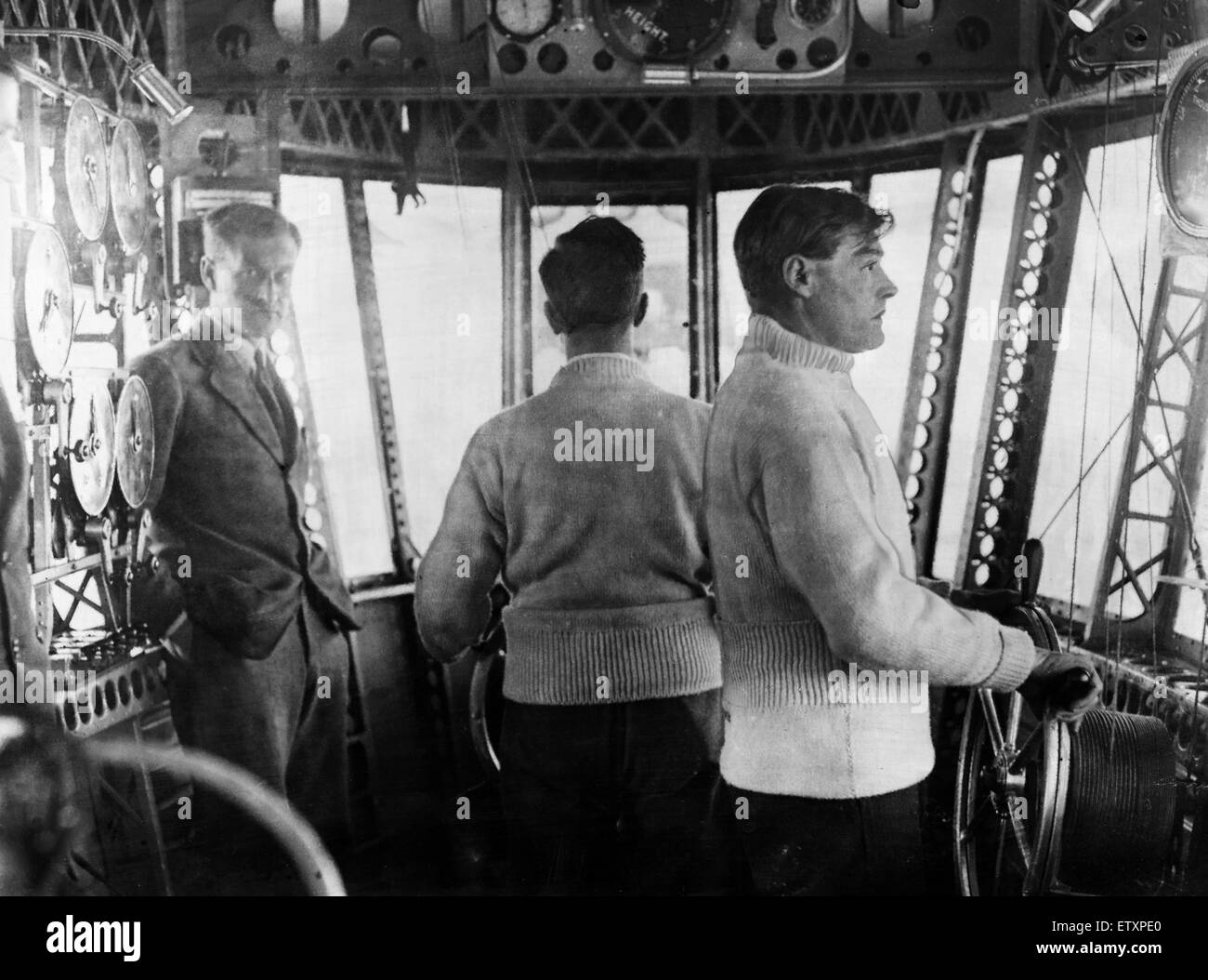 Il controllo principale auto del dirigibile R101 visto qui in funzionamento durante un comprovanti il volo da Cardington. Circa Gennaio 1930 Foto Stock