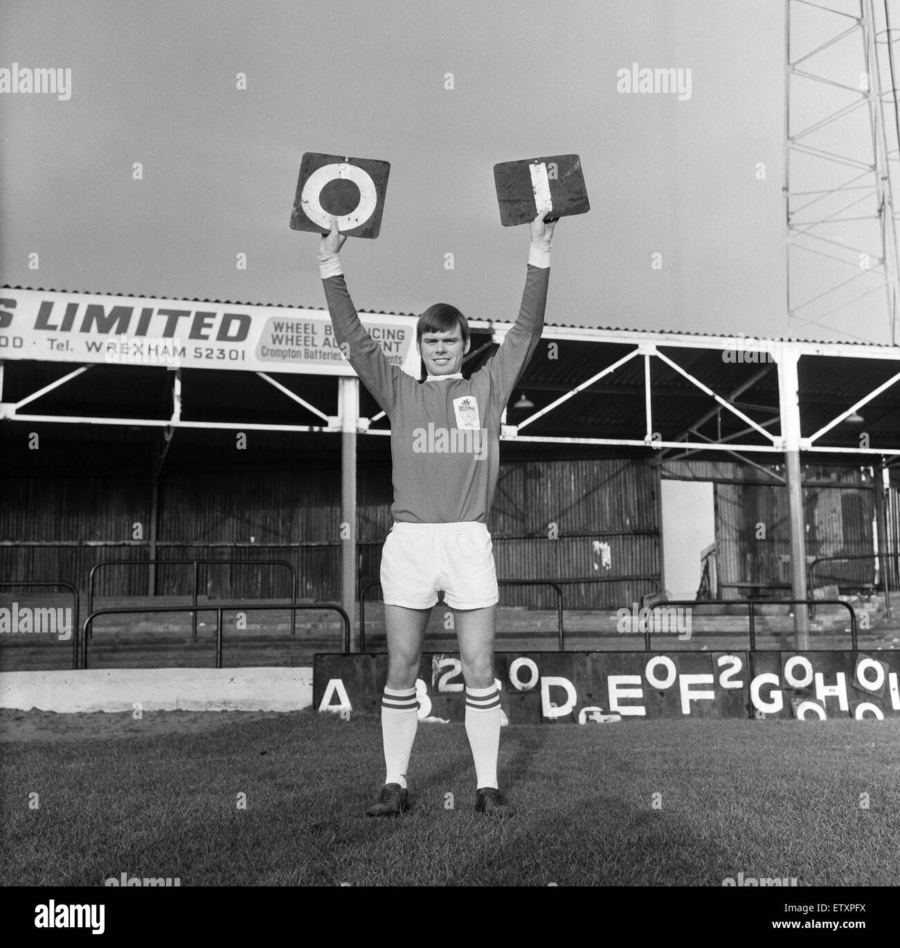 Stuart Mason, Wrexham la metà sinistra, predice il scoreline del Liverpool v Wrexham F.A Cup tie sabato. Stuart fu trasferito a Liverpool da Wrexham lungo con parete di Pietro che sarà riprodotta per Liverpool. Stuart fu trasferito nuovamente a Wrexham Foto Stock