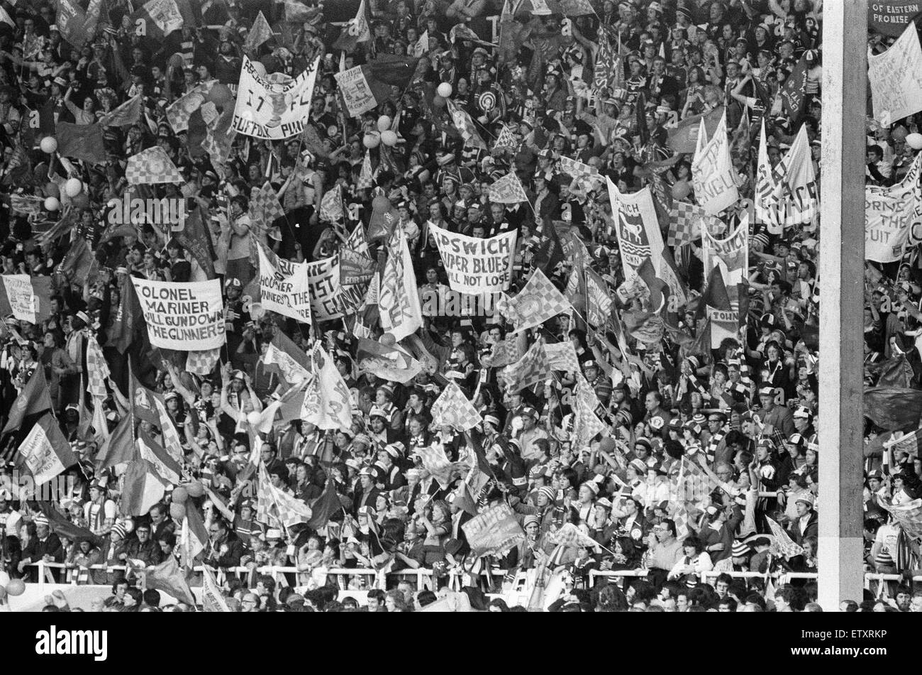 Ipswich Town 1-0 Arsenal, FA Cup finale, lo Stadio di Wembley, Londra, sabato 6 maggio 1978. Ipswich Town, tifosi e sostenitori. Foto Stock