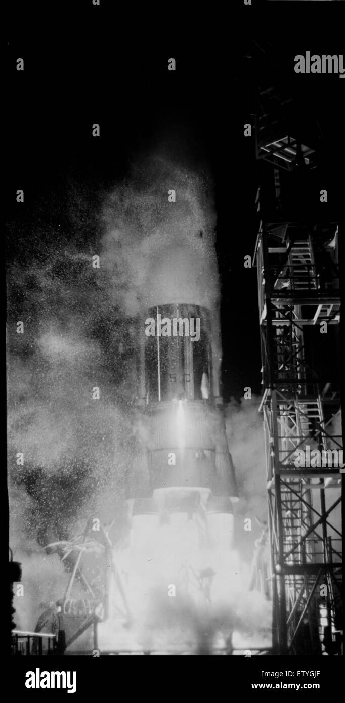 Il lancio del razzo Atlas 5C, designato test 251, fa parte di una serie di voli di prova per il sistema a razzo Atlas V. Il lancio fornisce dati critici per le missioni future, evidenziando le capacità del razzo nell'esplorazione spaziale e nel progresso tecnologico. Foto Stock