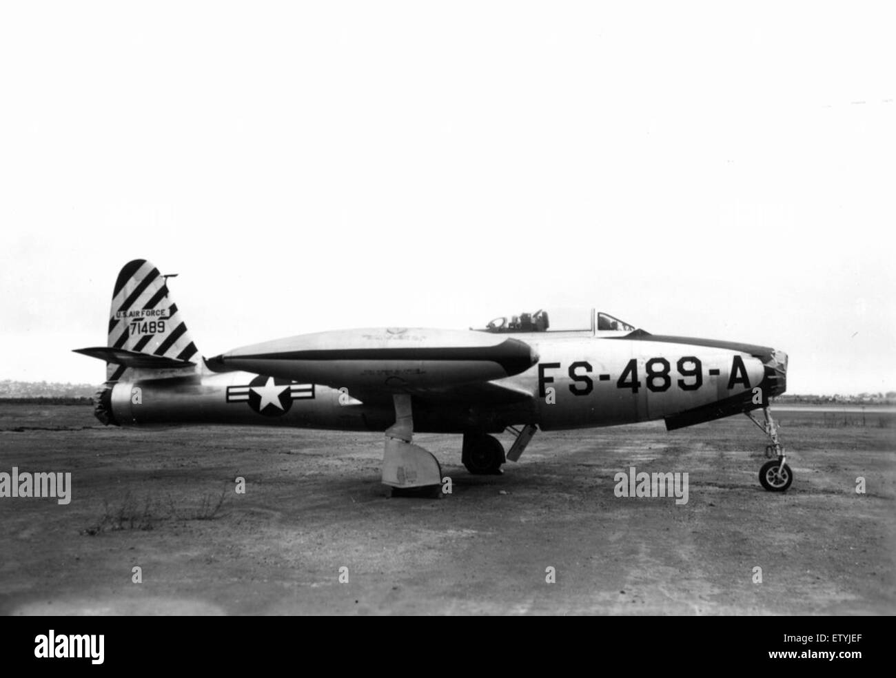 Il Republic F-84C-6-RE Thunderjet 47-1489, contrassegnato FS-489-A, faceva parte del 127th Fighter Bomber Squadron, 137th Fighter-Bomber Group. Fu utilizzato durante l'era della Guerra fredda per bombardamenti tattici e missioni di attacco al suolo. Foto Stock