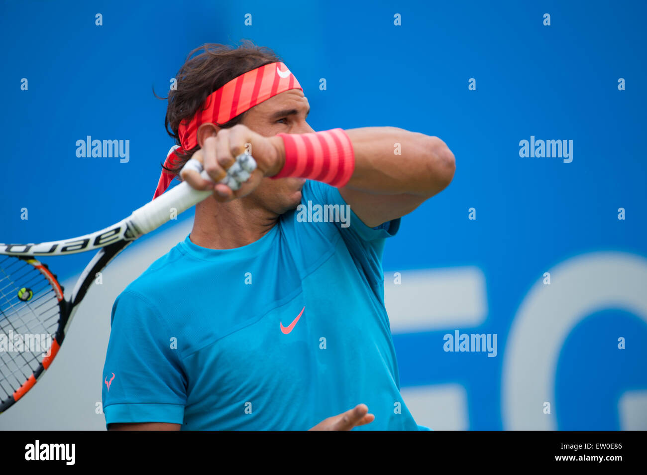 La Queen's Club di Londra, Regno Unito. Il 16 giugno, giorno 2 Round 1 match con Rafael Nadal (ESP) v Alexandr Dolgopolov (UKR). Credito: Malcolm Park editoriale/Alamy Live News Foto Stock