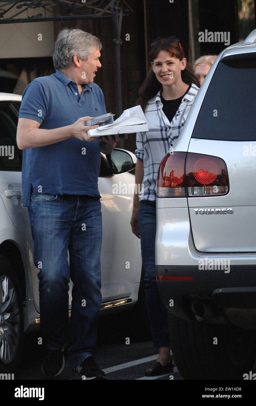 Jennifer Garner va al Sushi SugarFish la Domenica di Pasqua con gli amici con: Jennifer Garner dove: Los Angeles, California, Stati Uniti quando: 06 Apr 2015 C Foto Stock