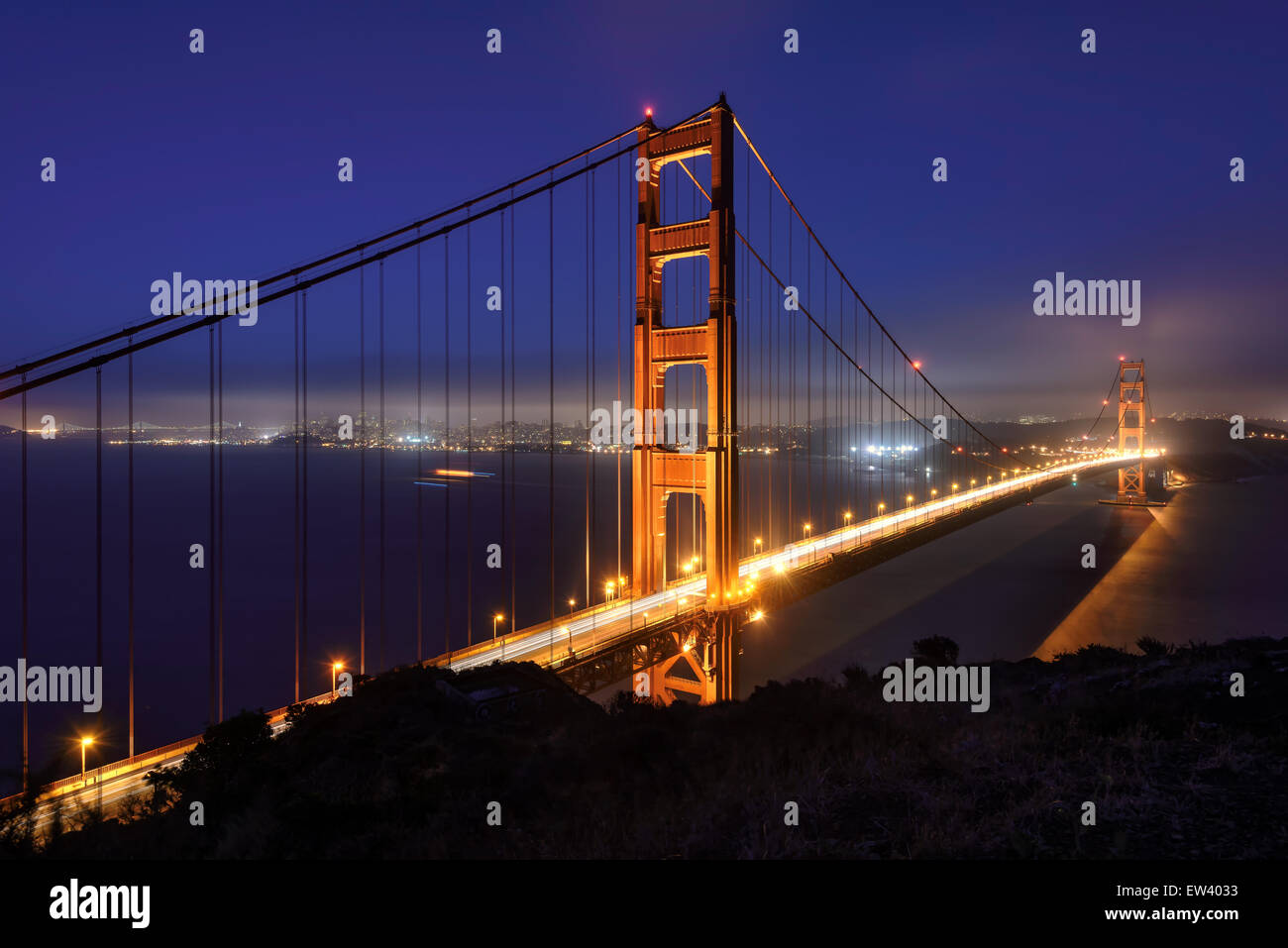 Golden Gate Bridge di notte, San Francisco, California, Stati Uniti d'America Foto Stock