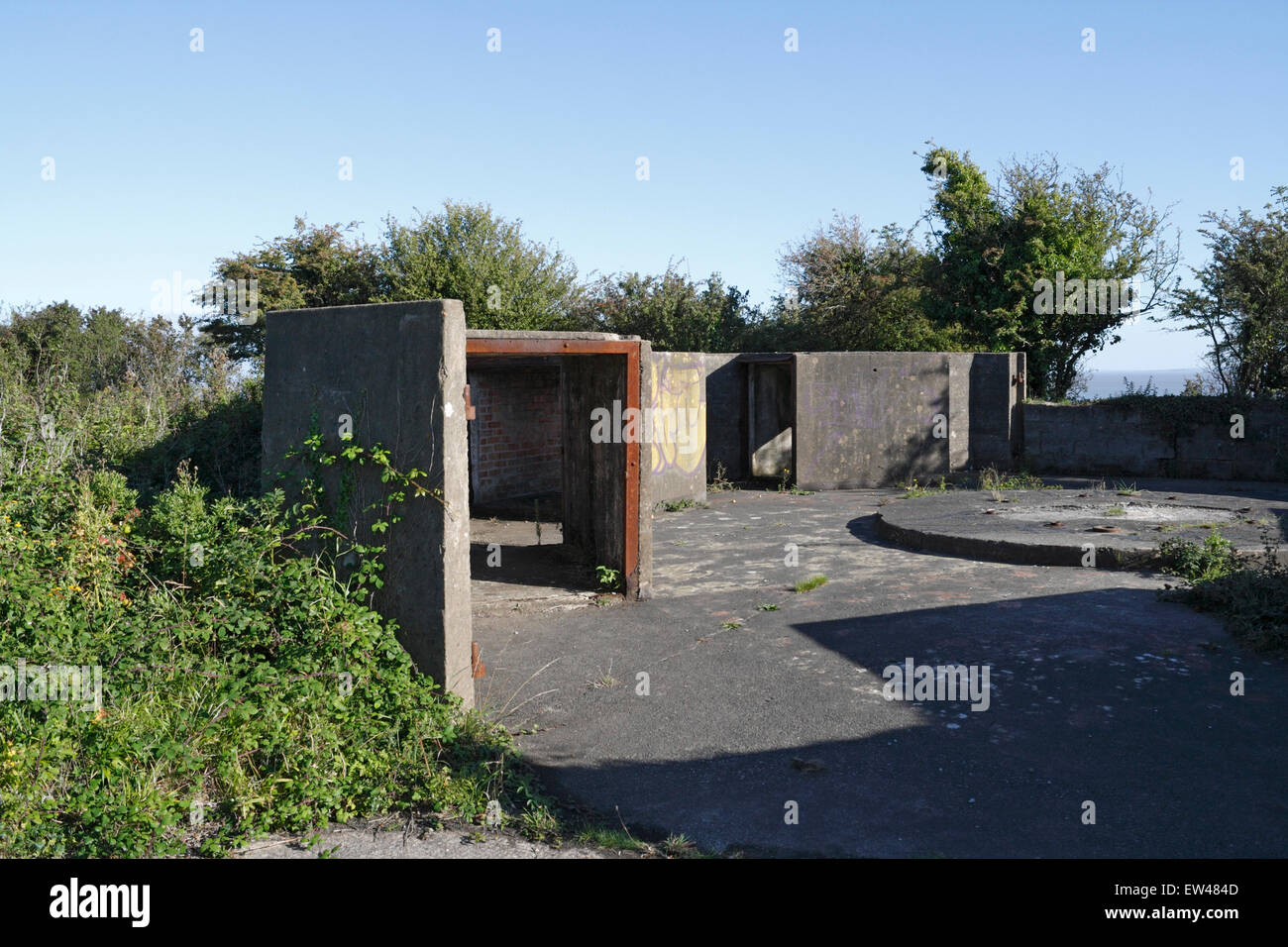 WW2 difesa costiera pistola a Lavernock punto nel Wales UK Foto Stock