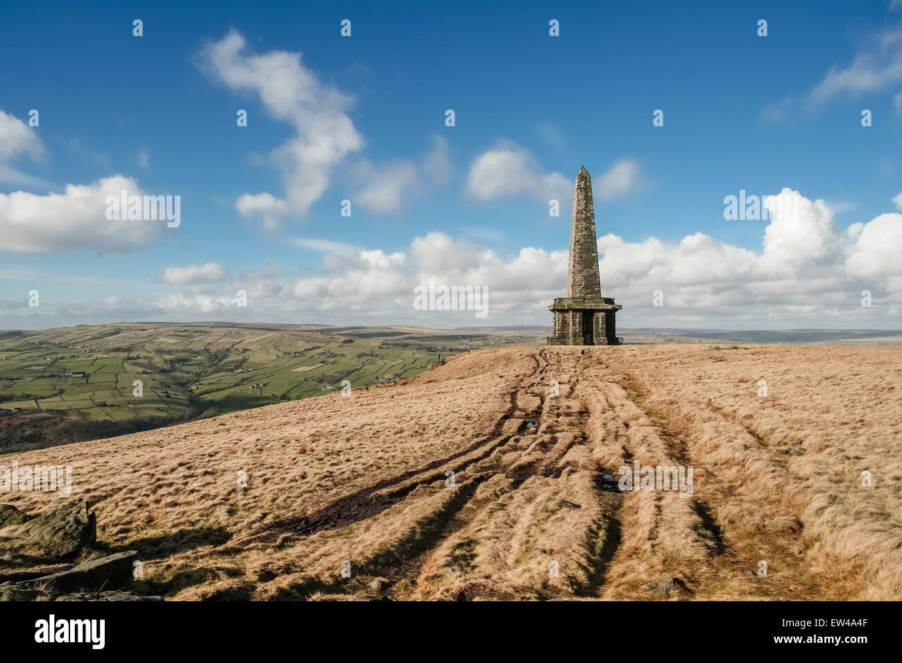 Stoodley Pike monumento, in Calderdale, West Yorkshire. Foto Stock