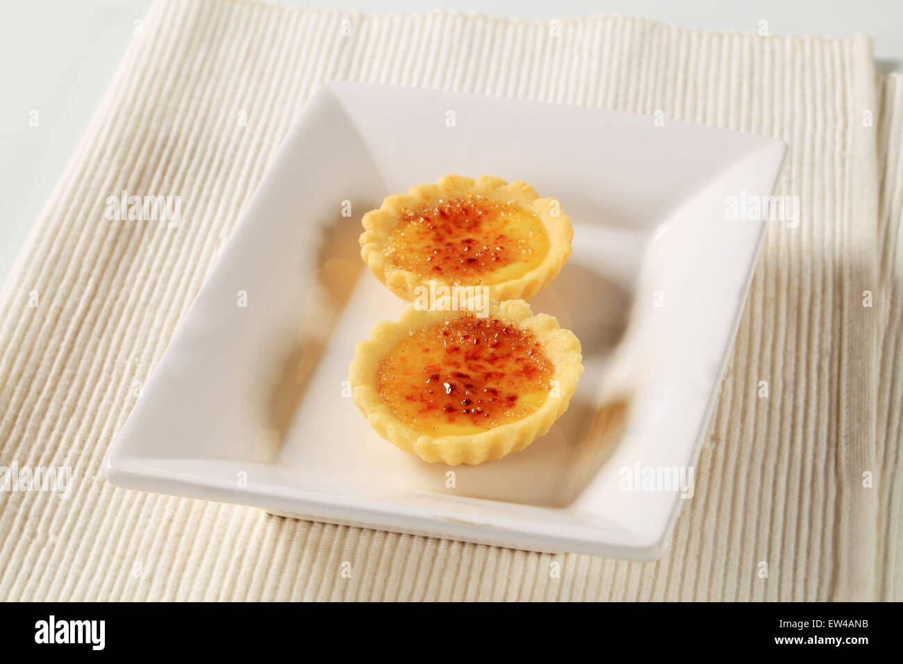 Creme brulee riempito canapes Foto Stock