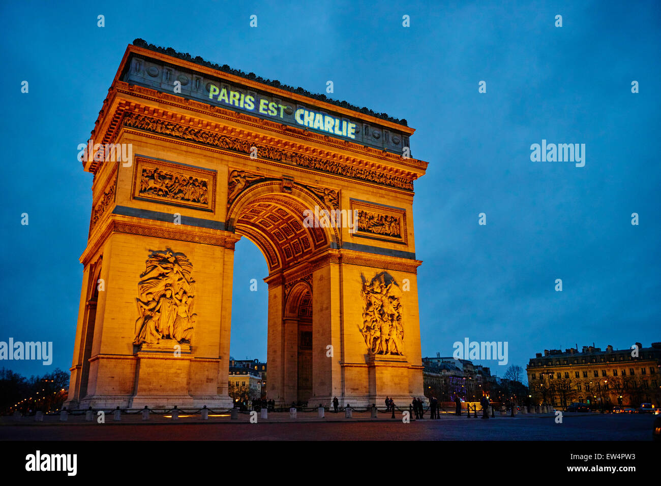 Francia, Parigi, 11 gennaio 2015 Parigi è Charlie, per Charlie Hebdo, Arc de Triomphe Foto Stock