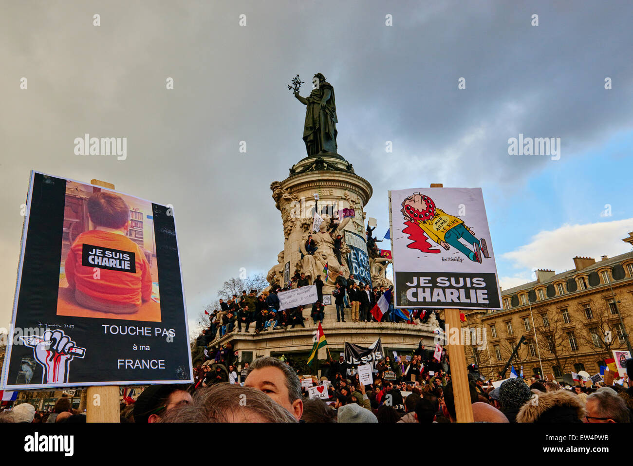Francia, Parigi, 11 gennaio 2015 Marzo per Charlie Hebdo, Piazza de la Republique Foto Stock