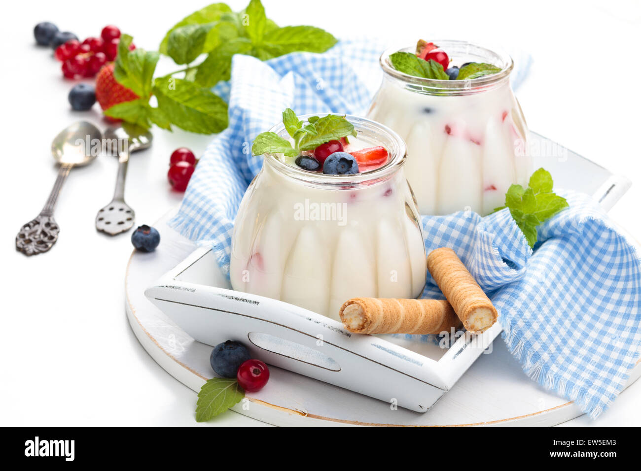 Yogurt fresco. Foto Stock