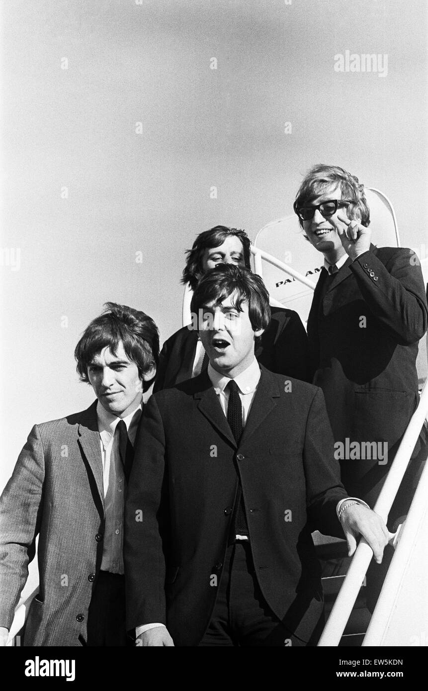 I Beatles in arrivo a San Francisco in anticipo del loro tour americano. Il 18 agosto 1964 Foto Stock