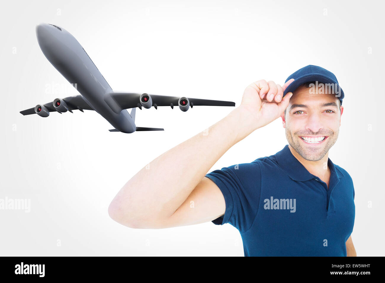 Immagine composita di consegna sorridente uomo che indossa il cappuccio su sfondo bianco Foto Stock