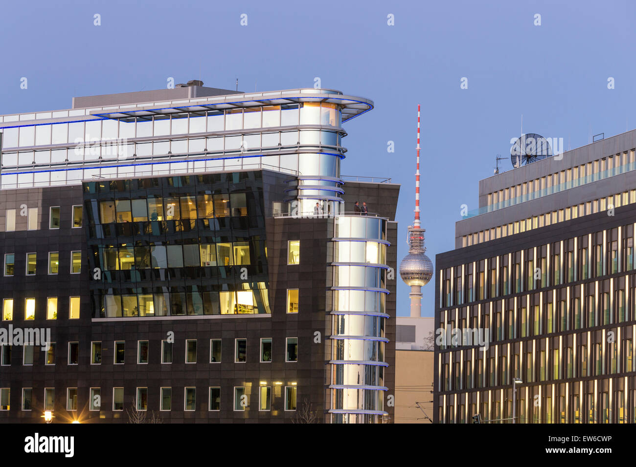 Architettura moderna, Alex TV Tower, Berlin , Germania Foto Stock