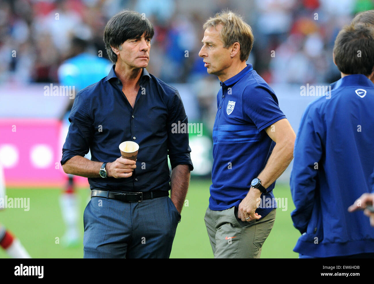 Friendlymatch al Rhein Energie Stadion Colonia: vs Germania USA: Headcoch Joachim Loew (GER) e coach Juergen Klinsmann (USA). Foto Stock