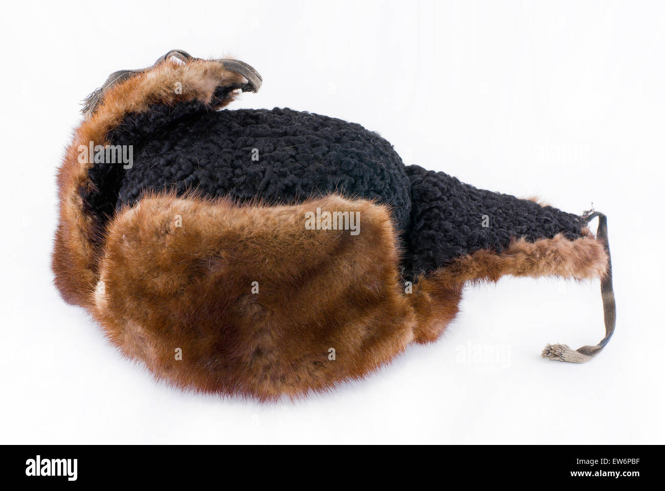 Una vecchia pelliccia-cappuccio realizzato da visoni e astrakhan. Foto Stock