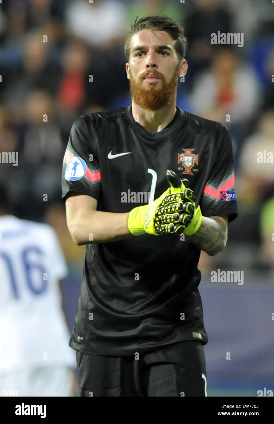 Uherske Hradiste, Repubblica Ceca. Il 18 giugno, 2015. Jose Sa, portiere del Portogallo, raffigurato durante la UEFA europeo U21 campionato di calcio gruppo B corrispondono Inghilterra vs Portogallo in Uherske Hradiste, Repubblica ceca, 18 giugno 2015 Credit: © Dalibor Gluck/CTK foto/Alamy Live News Foto Stock