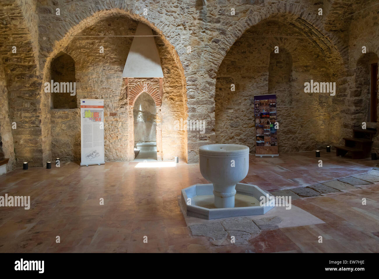 Interno del restaurato Ottoman hammam nella città di Chios sull'isola di Chios, Grecia Foto Stock