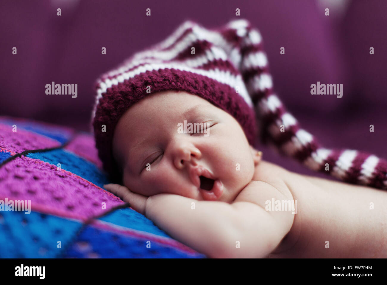 Close-up di una bambina dormire Foto Stock