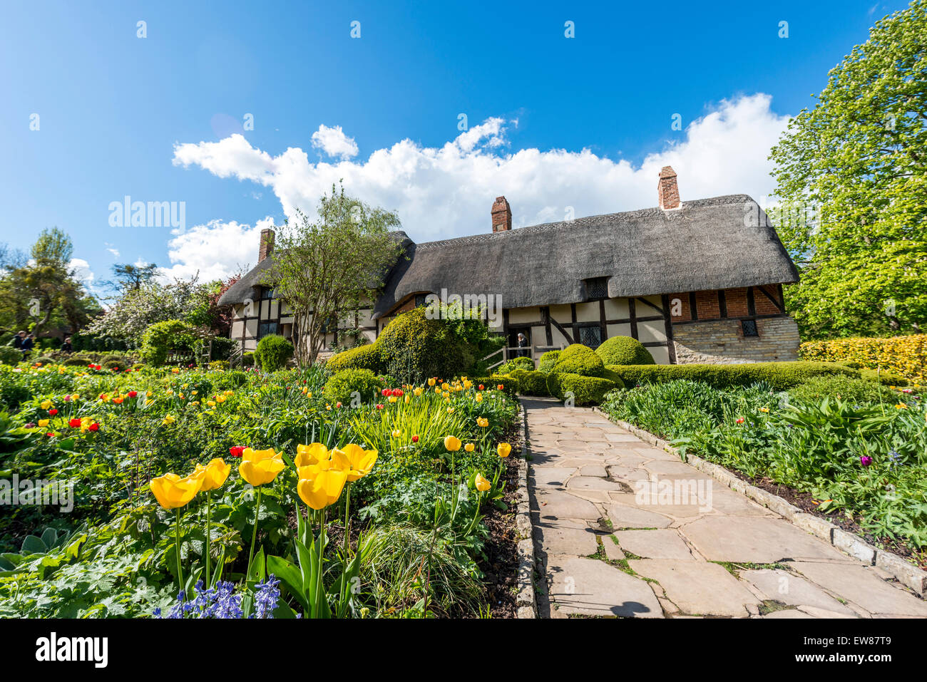 Anne Hathaway's Cottage e giardini in Stratford upon Avon è stata la