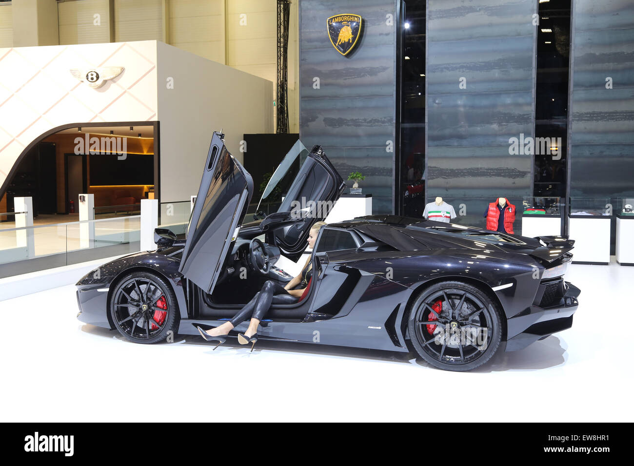 ISTANBUL, Turchia - 30 Maggio 2015: Lamborghini Aventador LP 700-4 Roadster in Istanbul Autoshow 2015 Foto Stock