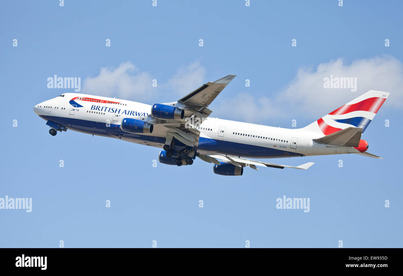 British Airways Boeing 747 G-CIVV in partenza dall'aeroporto di Heathrow LHR Foto Stock