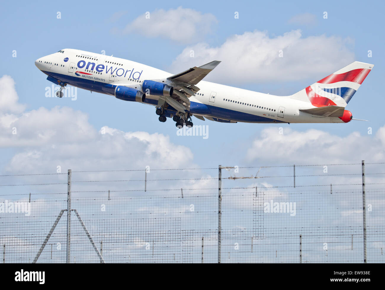 British Airways Boeing 747 G-LIBE in partenza dall'aeroporto di Heathrow LHR Foto Stock